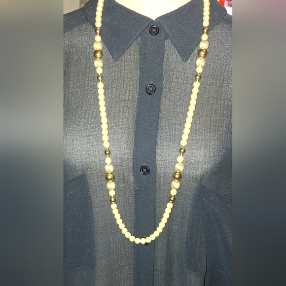 3 piece lot necklace faux pearl and goldtone and earrings nwt - Picture 3 of 8